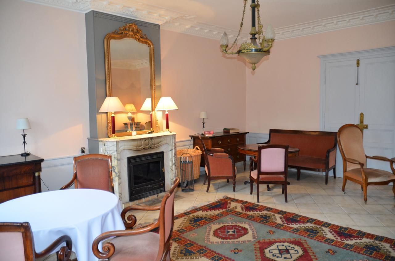 Hotel Et Studios D'Orfeuil Bourbonne les Bains Bagian luar foto