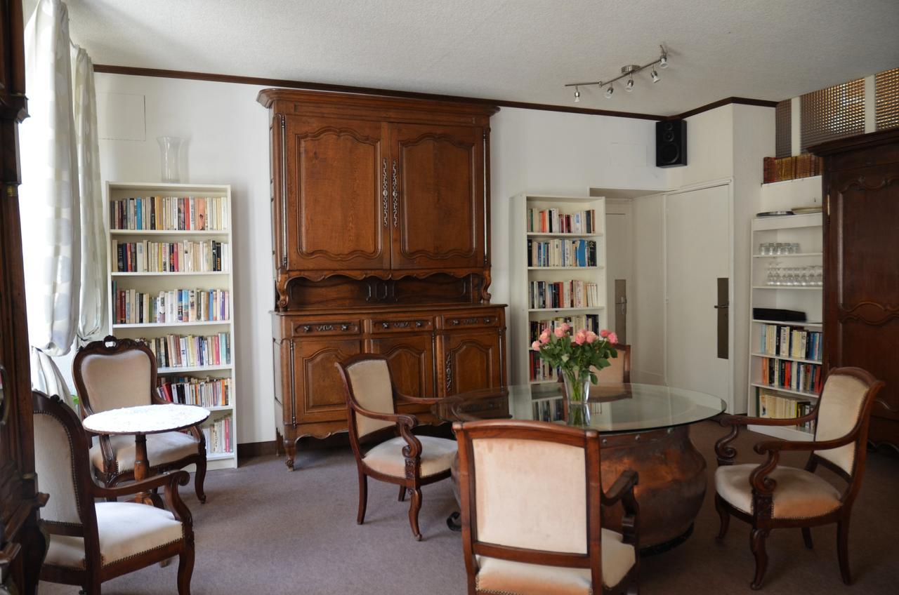 Hotel Et Studios D'Orfeuil Bourbonne les Bains Bagian luar foto