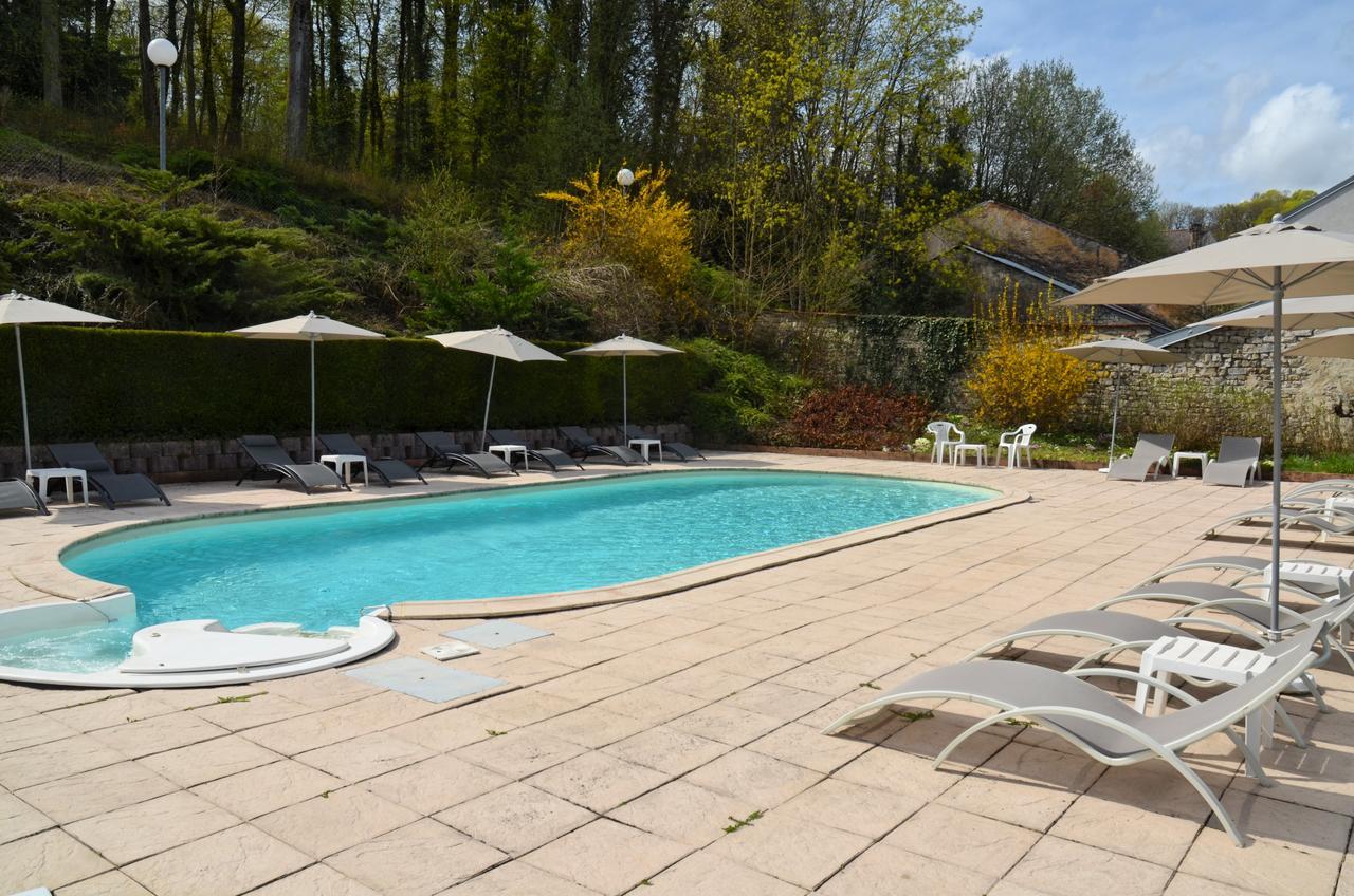 Hotel Et Studios D'Orfeuil Bourbonne les Bains Bagian luar foto