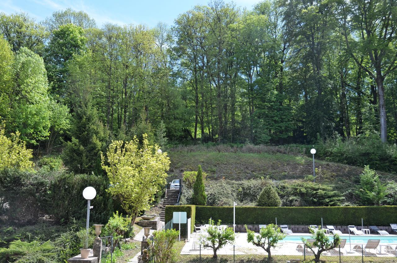 Hotel Et Studios D'Orfeuil Bourbonne les Bains Bagian luar foto