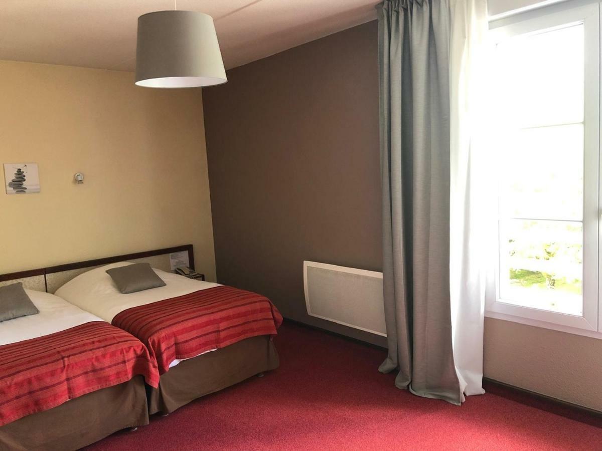 Hotel Et Studios D'Orfeuil Bourbonne les Bains Bagian luar foto